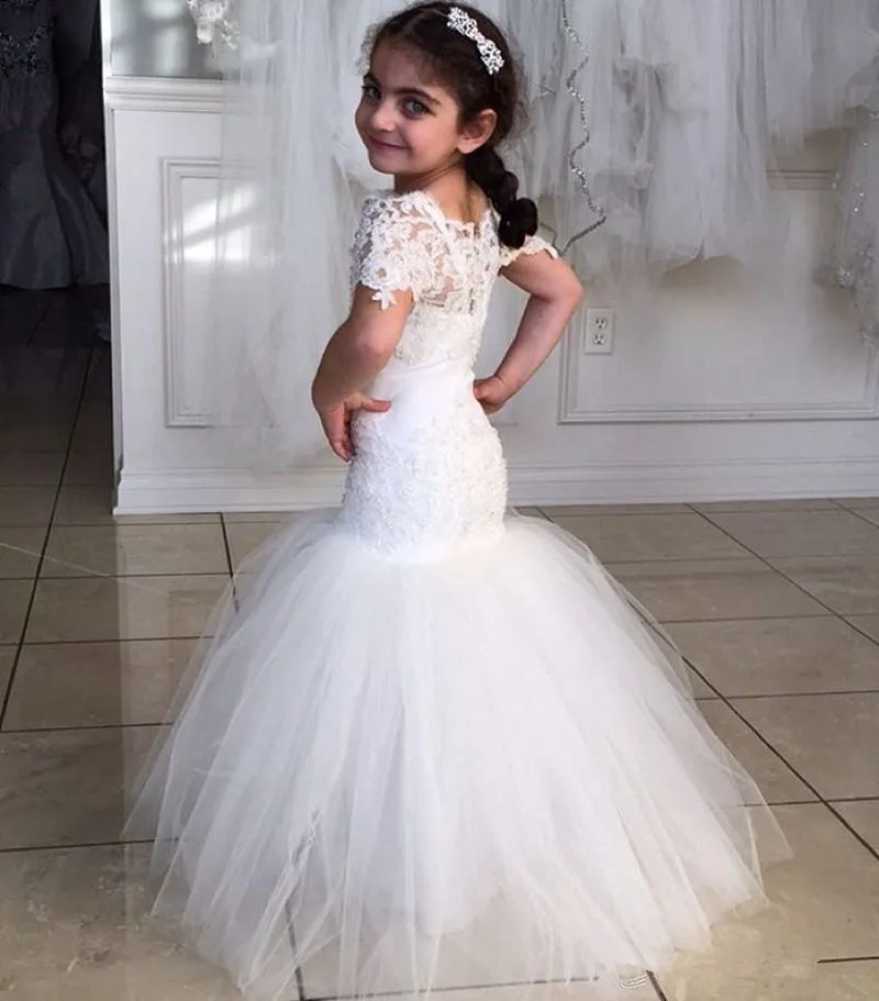 Romantic Tulle Lace Appliques O Neck Mermaid Puffy Bridal Flower Girl Dresses 2016 First Communion Dresses For Girls
Romantic Tulle Lace Appliques O Neck Mermaid Puffy Bridal Flower Girl Dresses 2016 First Communion Dresses For Girls