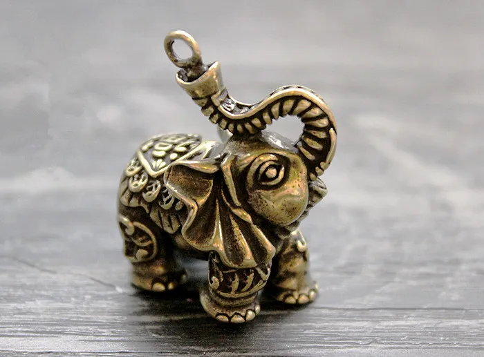 Brass Lucky Money Auspicious Elephant Ornaments Key Ring Pendant EDC Keychain Multi Tools
Brass Lucky Money Auspicious Elephant Ornaments Key Ring Pendant EDC Keychain Multi Tools