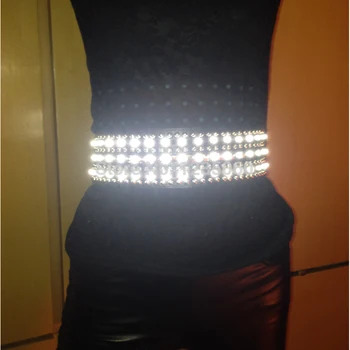 WYY Hot Sale LED Luminous White Light Up Costumes Girdle Suit Clothes For Sxey Women Flashing LED DJ Party Dance Wear
WYY Hot Sale LED Luminous White Light Up Costumes Girdle Suit Clothes For Sxey Women Flashing LED DJ Party Dance Wear