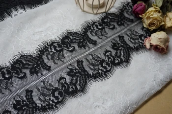 New Brand White/Black Floral Scallop Embroidered Lace Fabric Edge Trim Wedding Craft 4.7" Wide French Chantilly Eyelash Lace
New Brand White/Black Floral Scallop Embroidered Lace Fabric Edge Trim Wedding Craft 4.7" Wide French Chantilly Eyelash Lace