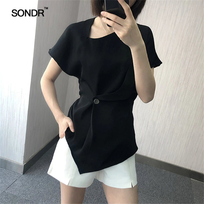 SONDR new 2019 irregular fold button to receive a waist coat blouses with short sleeves tops spins unlined upper garment
SONDR new 2019 irregular fold button to receive a waist coat blouses with short sleeves tops spins unlined upper garment