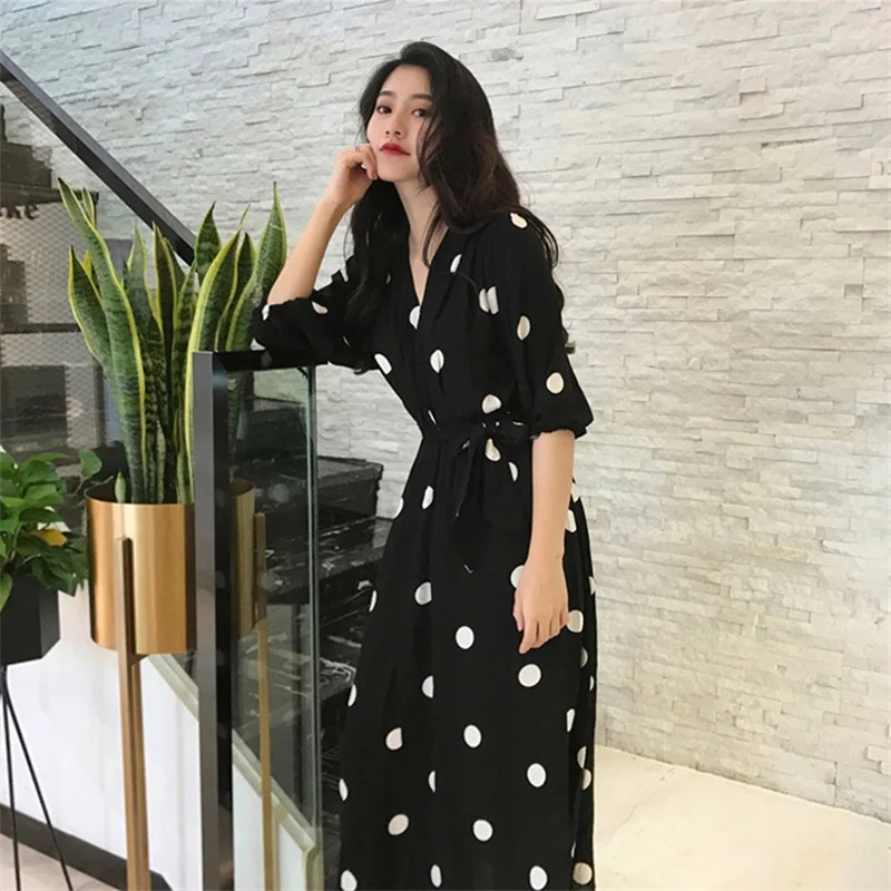 2019 New Fashion Women Summer Dress Black Bohemian Dot High waist Sashes Chiffon Beach Dress Elegant Vintage Dresses Sundress
2019 New Fashion Women Summer Dress Black Bohemian Dot High waist Sashes Chiffon Beach Dress Elegant Vintage Dresses Sundress