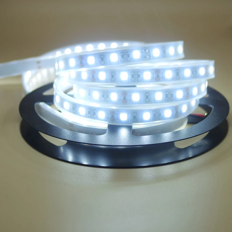 IP67 / IP68 Waterproof LED Strip 5050 DC12V 60 LED/M High Quality Silicon Tube Outdoors / Under Water LED Strip.
IP67 / IP68 Waterproof LED Strip 5050 DC12V 60 LED/M High Quality Silicon Tube Outdoors / Under Water LED Strip.