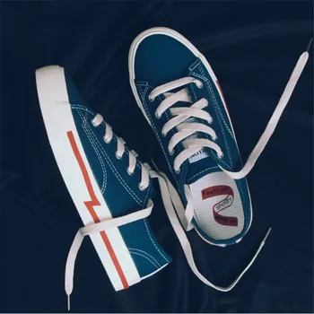 2018 new women canvas shoes Solid Color Women Canvas Shoes Lace-up Casual White Ladies Shoes Woman Sneakers
2018 new women canvas shoes Solid Color Women Canvas Shoes Lace-up Casual White Ladies Shoes Woman Sneakers