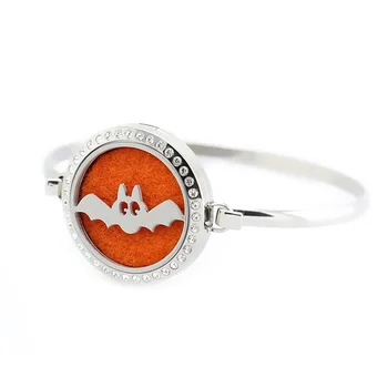 5Pcs Halloween Style Bat Pattern Design Aromatherapy Essential Oil Diffuser Locket Bangle Jewelry
5Pcs Halloween Style Bat Pattern Design Aromatherapy Essential Oil Diffuser Locket Bangle Jewelry
