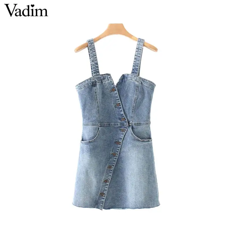 Vadim women stylish V neck sleeveless denim mini dress single breasted design pockets decorate female casual dresses QB823
Vadim women stylish V neck sleeveless denim mini dress single breasted design pockets decorate female casual dresses QB823