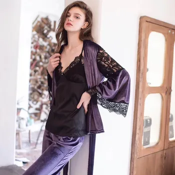 New Fashion Wnter Women's Velvet Lace Pajamas Set Spaghetti Strap Blouse Long Pants Warm Home Clothes Pijamas Female Pyjama
New Fashion Wnter Women's Velvet Lace Pajamas Set Spaghetti Strap Blouse Long Pants Warm Home Clothes Pijamas Female Pyjama