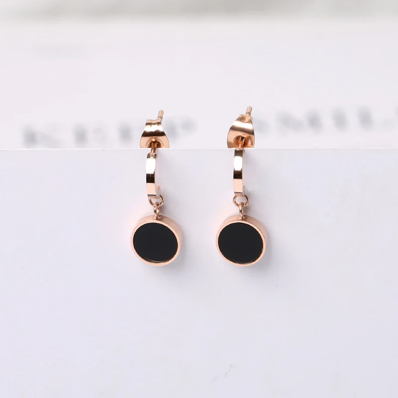 YUN RUO 2018 New Arrival Fashion Black Round Stud Earring Chic Rose Gold Color Woman Gift Titanium Steel Fine Jewelry Never Fade
YUN RUO 2018 New Arrival Fashion Black Round Stud Earring Chic Rose Gold Color Woman Gift Titanium Steel Fine Jewelry Never Fade