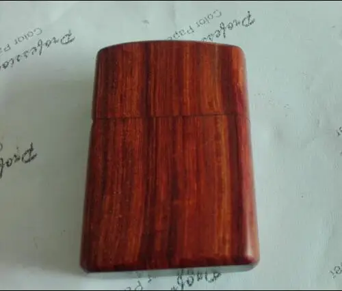 Red sandalwood lighter solid wood shell (excluding lighters) hand-made engraving birthday design to send gifts to friends
Red sandalwood lighter solid wood shell (excluding lighters) hand-made engraving birthday design to send gifts to friends