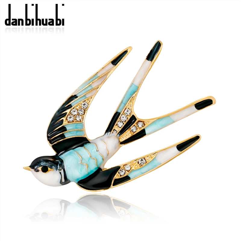 Classic Alloy Green Enamel Swallow Brooch Pins Metal Rhinestone Scarf Pins Banquet Women Men Weddings Bird Brooch Pin Jewelry
Classic Alloy Green Enamel Swallow Brooch Pins Metal Rhinestone Scarf Pins Banquet Women Men Weddings Bird Brooch Pin Jewelry
