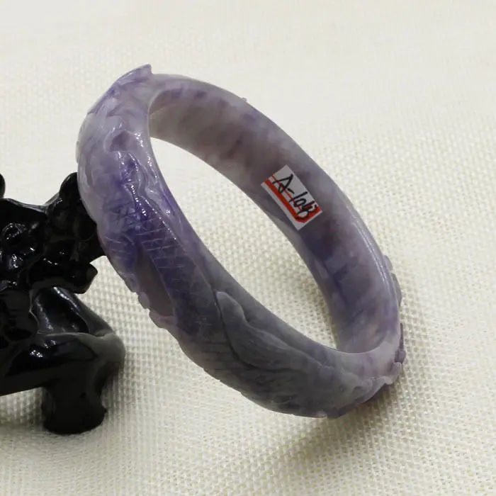 1043 Vintage China Hand-carved Lavender Purple Jadeite Jade Bangle Bracelet 64mm 28% 10.13
1043 Vintage China Hand-carved Lavender Purple Jadeite Jade Bangle Bracelet 64mm 28% 10.13