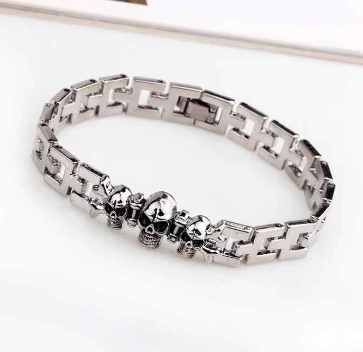 JKJ Chinese style Batman stainless steel Cross Christ Horse Skull bracelet titanium steel hand decoration men's personality Bra
JKJ Chinese style Batman stainless steel Cross Christ Horse Skull bracelet titanium steel hand decoration men's personality Bra