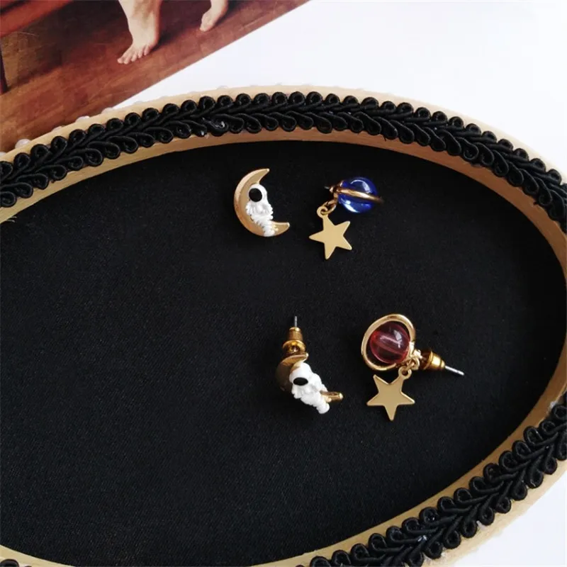 New blue pink strawberry beads crystal beads earrings earrings moon stars stars stone fashion wild earrings jewelry girlfriends
New blue pink strawberry beads crystal beads earrings earrings moon stars stars stone fashion wild earrings jewelry girlfriends