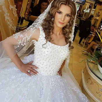 Vestido De Noiva Princesa Luxo Abaya Arab Islamic Gown Appliques Lace Pearls Wedding Party Dress Casamento with Long Veil
Vestido De Noiva Princesa Luxo Abaya Arab Islamic Gown Appliques Lace Pearls Wedding Party Dress Casamento with Long Veil