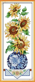 Sunflower in vase, counted printed on fabric DMC 14CT 11CT Cross Stitch kits,embroidery needlework Sets, Home Decor
Sunflower in vase, counted printed on fabric DMC 14CT 11CT Cross Stitch kits,embroidery needlework Sets, Home Decor