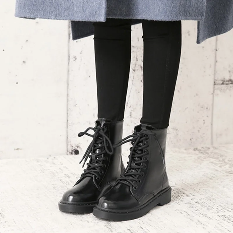 Tino Kino Women Lace Up Ankle Boots Suede Leather Punk Boots Oxford Shoes New Autumn Winter Platform Fashion Low Heel Shoes
Tino Kino Women Lace Up Ankle Boots Suede Leather Punk Boots Oxford Shoes New Autumn Winter Platform Fashion Low Heel Shoes