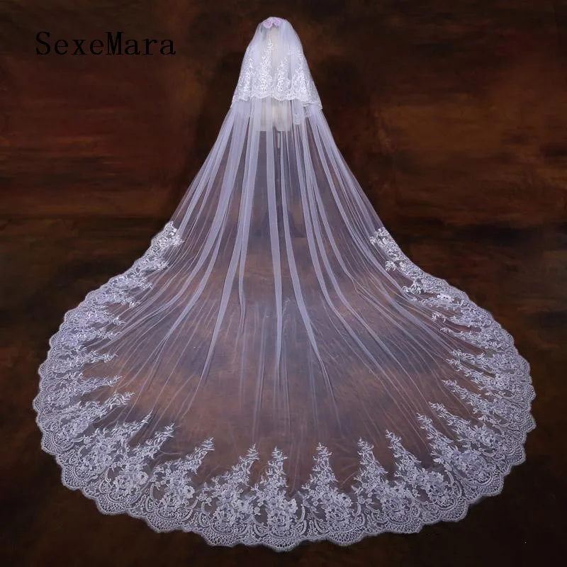 Two Layer 2019 Customized Bridal Veils Cathedral Length Tulle Long Wedding Veils Lace Applique Bride Accessories With Comb
Two Layer 2019 Customized Bridal Veils Cathedral Length Tulle Long Wedding Veils Lace Applique Bride Accessories With Comb