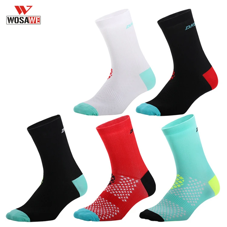 WOSAWE Cycling Socks Anti-Slip Breathable Knee-High Sports Socks Professional Brand Road Bicycle Socks Racing Running Football
WOSAWE Cycling Socks Anti-Slip Breathable Knee-High Sports Socks Professional Brand Road Bicycle Socks Racing Running Football