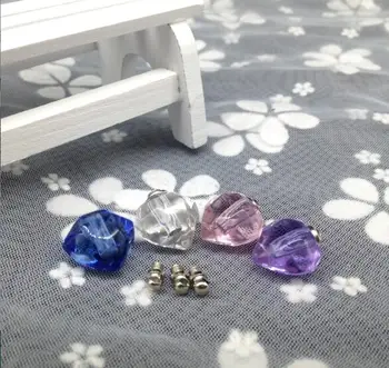 50pcs/lot polyhedron heart crystal vial pendants Glass Crystal Vials perfume oil bottle name on rice art charms diy jewelry gift
50pcs/lot polyhedron heart crystal vial pendants Glass Crystal Vials perfume oil bottle name on rice art charms diy jewelry gift