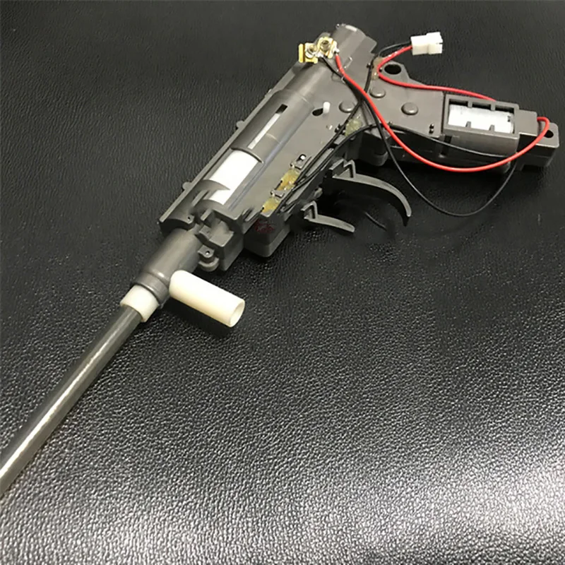 M4 electric continuous water bomb gun Wave box electric water bomb gun Toy Modified parts Outdoor game NI23
M4 electric continuous water bomb gun Wave box electric water bomb gun Toy Modified parts Outdoor game NI23