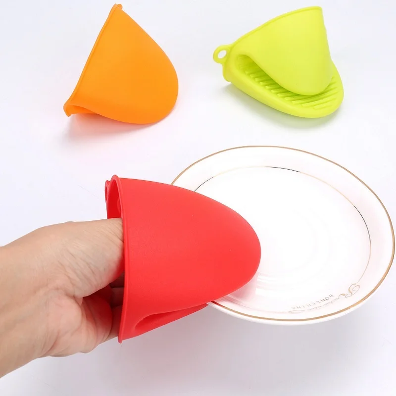 Silicone Heat Resistant Gloves Clips Insulation Non Stick Anti-slip Pot Bowl Holder Clip Cooking Baking Oven Mitts AT11
Silicone Heat Resistant Gloves Clips Insulation Non Stick Anti-slip Pot Bowl Holder Clip Cooking Baking Oven Mitts AT11