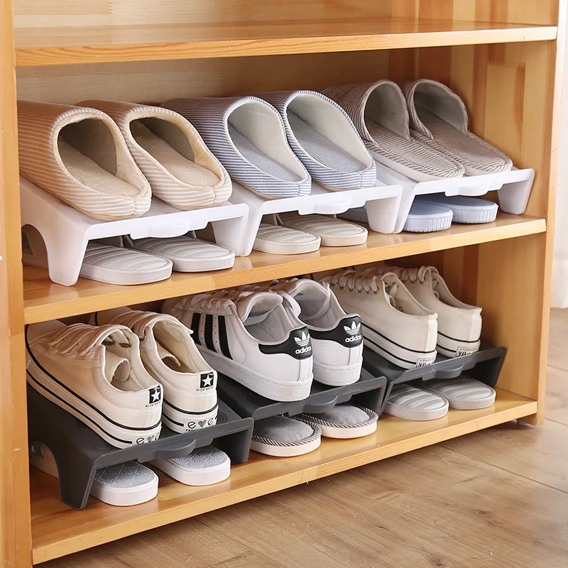 Household simple and creative plastic shoe rack, sorting artifacts, economical and affordable, accept all kinds of shoes
Household simple and creative plastic shoe rack, sorting artifacts, economical and affordable, accept all kinds of shoes