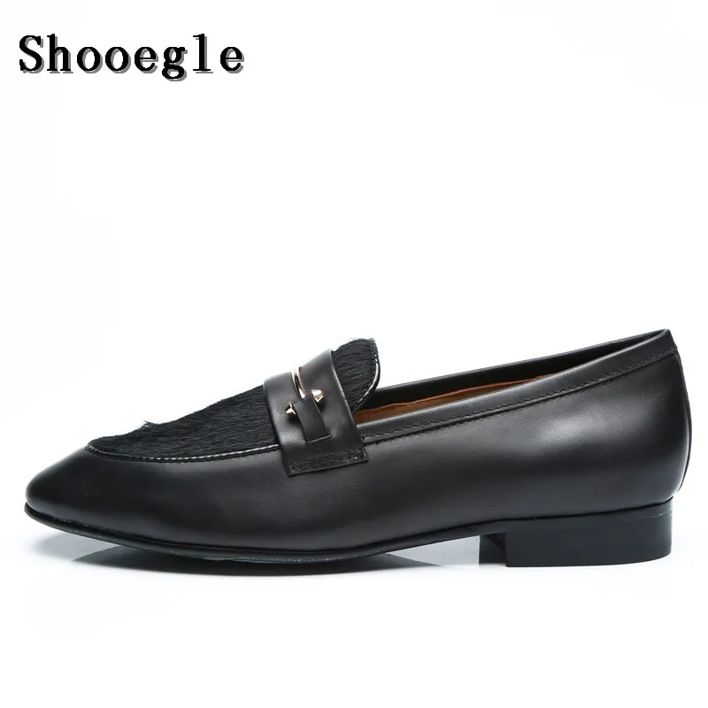 SHOOEGLE Men Customized Black Leather Hair Shoes Autumn Fashion Fur Slip-on Loafers Smoking Casual Shoes Man Party Dress Shoes
SHOOEGLE Men Customized Black Leather Hair Shoes Autumn Fashion Fur Slip-on Loafers Smoking Casual Shoes Man Party Dress Shoes