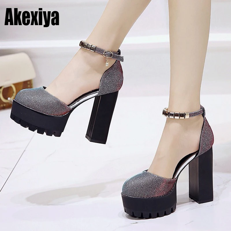 Fashion High-heeled shoes Pumps Spring Summe round toe thick heel High Heel Shoes Metal decoration buckle f297
Fashion High-heeled shoes Pumps Spring Summe round toe thick heel High Heel Shoes Metal decoration buckle f297