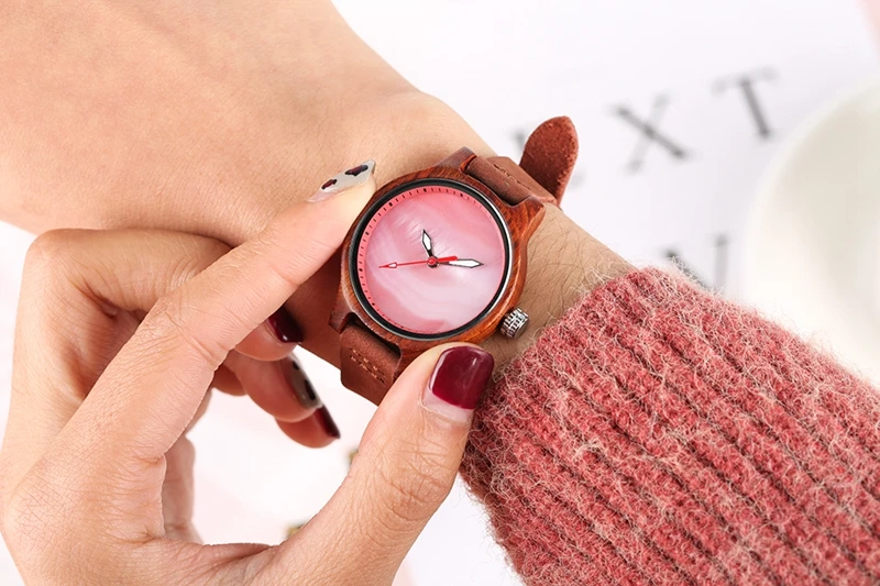 Unique Women Watch Wood Luxury Coral Blue Chic Red Casual Quartz Wooden Clock For Women Genuine Leather Wrist Watch Reloj Mujer