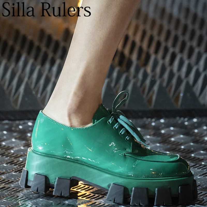 2019 Thick bottom Casual Shoes Woman Round Toe Lace Up Women Shoes Woman Runway Genuine Leather High Platform Shoes Woman
2019 Thick bottom Casual Shoes Woman Round Toe Lace Up Women Shoes Woman Runway Genuine Leather High Platform Shoes Woman