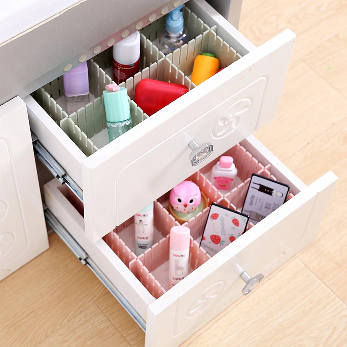 4pcs/8pcs Adjustable Drawer Dividers Wardrobe Clothes Organizer Storage Clapboard For Ties Socks Bra Underwear lingerie Dividers
4pcs/8pcs Adjustable Drawer Dividers Wardrobe Clothes Organizer Storage Clapboard For Ties Socks Bra Underwear lingerie Dividers