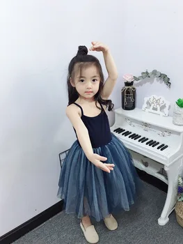Roimyal Wholesale 2019 children's new fashion mesh princess dress cotton breathable bottoming strap children's party dress
Roimyal Wholesale 2019 children's new fashion mesh princess dress cotton breathable bottoming strap children's party dress