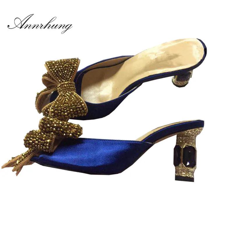 Luxury Crystal Butterfly-knot Slippers Women Sexy Peep Toe Rhinestone High Heel Mules Diamond Jeweled Heel Satin Slides De Mujer
Luxury Crystal Butterfly-knot Slippers Women Sexy Peep Toe Rhinestone High Heel Mules Diamond Jeweled Heel Satin Slides De Mujer