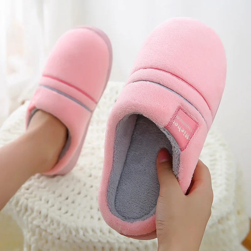 2018 Shoes Women Winter Plush Slippers Striped Female Ladies Cotton Women Winter Shoes Cute Indoor Home Warm Slippers DC273
2018 Shoes Women Winter Plush Slippers Striped Female Ladies Cotton Women Winter Shoes Cute Indoor Home Warm Slippers DC273