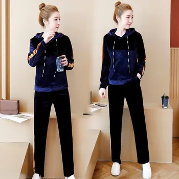 Autumn Women Velvet Tracksuit Long Sleeve Hoodies Pant Velour Tracksuit for Women Women Costume Velvet Set
Autumn Women Velvet Tracksuit Long Sleeve Hoodies Pant Velour Tracksuit for Women Women Costume Velvet Set