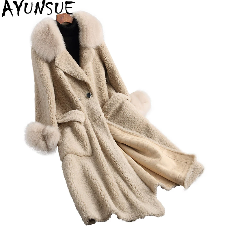 AYUNSUE Real Wool Fur Coat Natural Fox Fur Collar 2019 Thick Warm Winter Jacket Women Long Sheep Shearing Fur Coats 18101 YQ1971
AYUNSUE Real Wool Fur Coat Natural Fox Fur Collar 2019 Thick Warm Winter Jacket Women Long Sheep Shearing Fur Coats 18101 YQ1971
