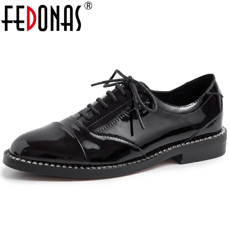 FEDONAS New Sexy Black Punk Party Dancing Shoes Woman Thick Heels Corss-tied Rome Style Spring Summer Shoes Woman Ladies Shoes
FEDONAS New Sexy Black Punk Party Dancing Shoes Woman Thick Heels Corss-tied Rome Style Spring Summer Shoes Woman Ladies Shoes