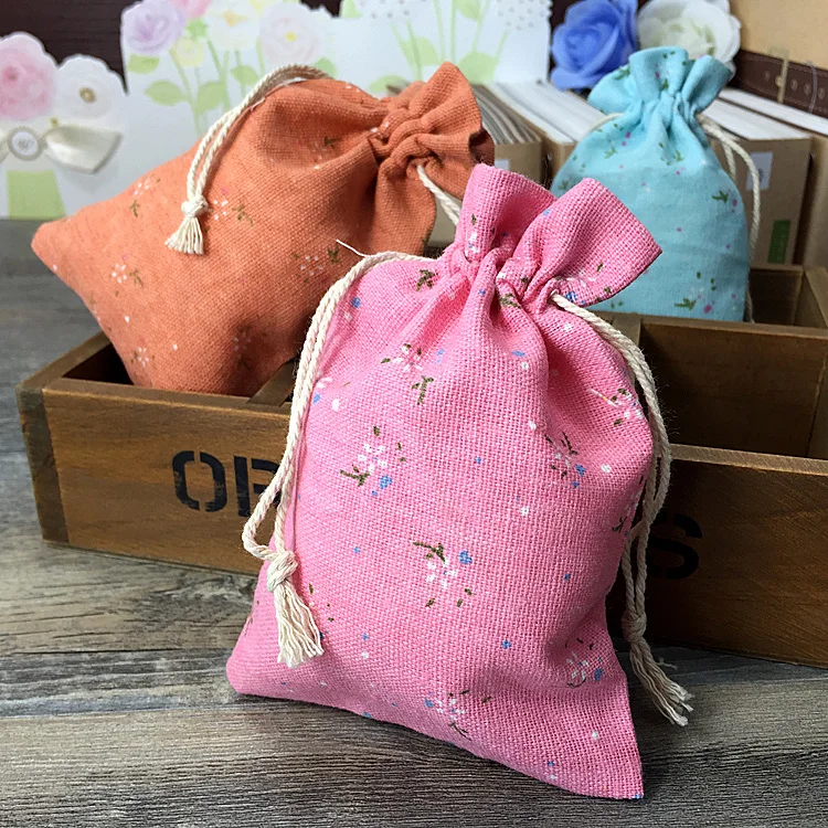 New Light Flower Printed Linen Drawstring Bag 9x14cm pack of 50 Party Candy Favor Pouch
New Light Flower Printed Linen Drawstring Bag 9x14cm pack of 50 Party Candy Favor Pouch