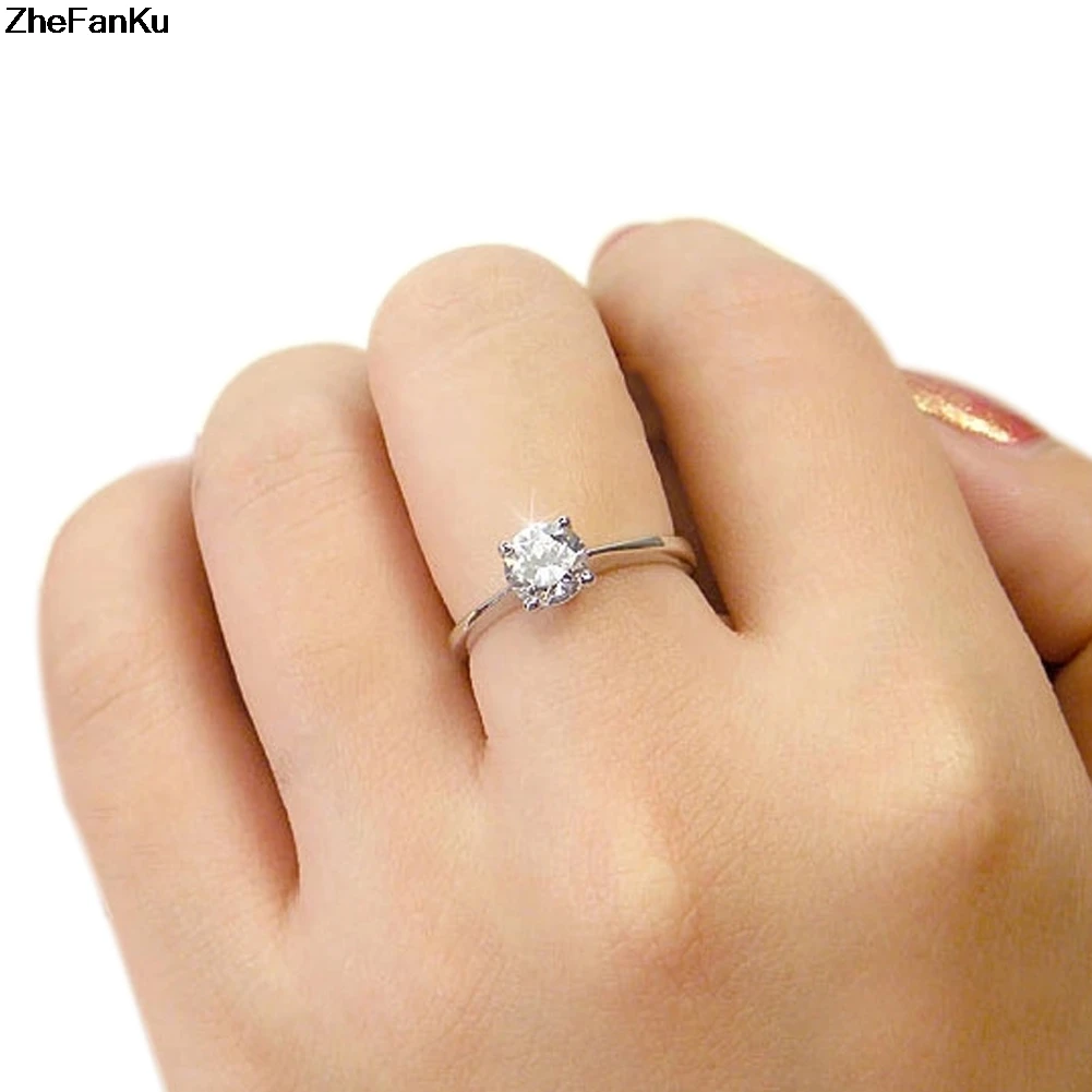 Korean version of high-end fashion four claws simulation Switzerland CZ Ring wholesale opening
Korean version of high-end fashion four claws simulation Switzerland CZ Ring wholesale opening