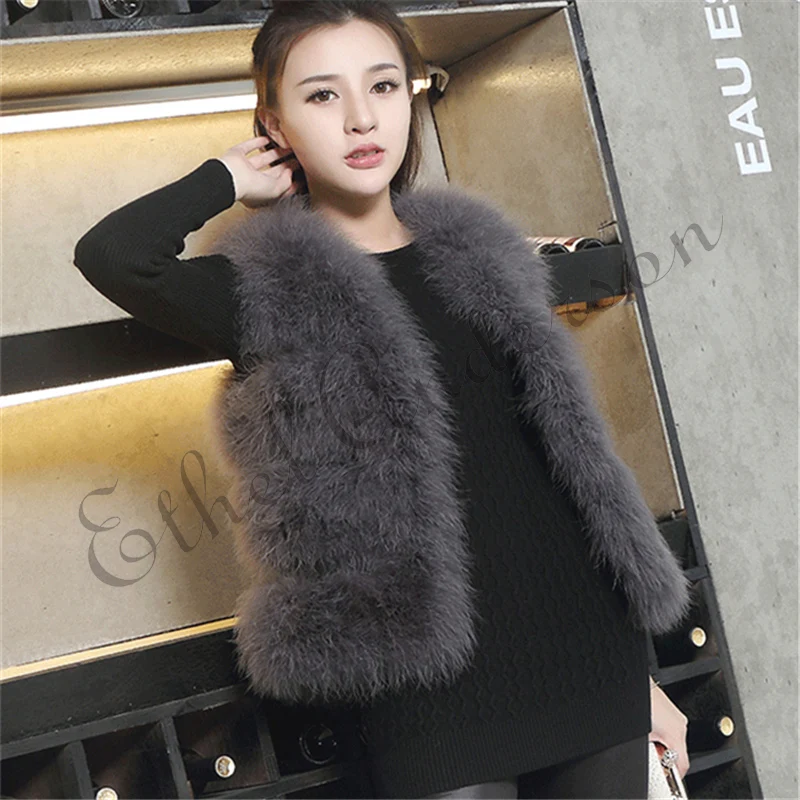 ETHEL ANDERSON Women's Ostrich Fur Long Waistcoat Gilet Vest Creative Mother's Gift Ideal Warmer Short Geilt Lady Short Style
ETHEL ANDERSON Women's Ostrich Fur Long Waistcoat Gilet Vest Creative Mother's Gift Ideal Warmer Short Geilt Lady Short Style