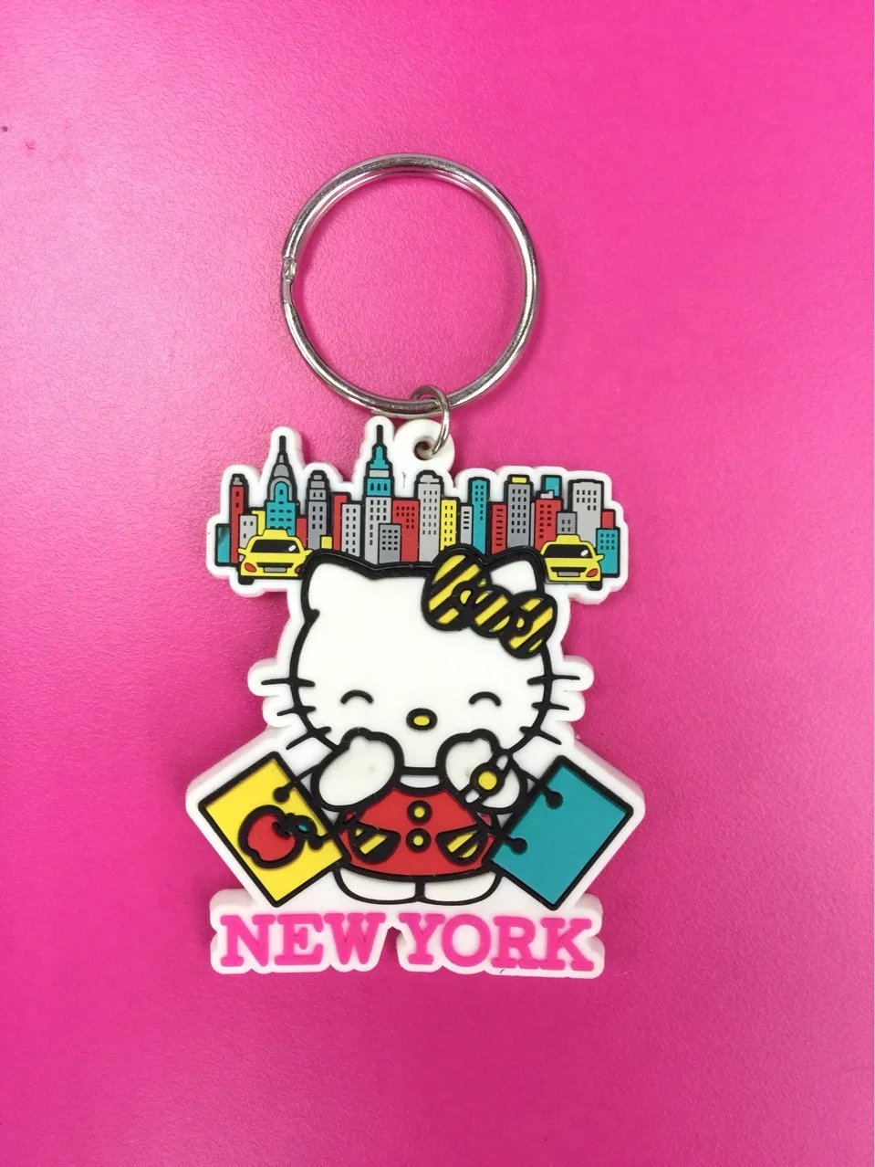 G604 Sanrio Hello Kitty Original Japanese anime figure rubber Silicone mobile phone charms keychain strap
G604 Sanrio Hello Kitty Original Japanese anime figure rubber Silicone mobile phone charms keychain strap