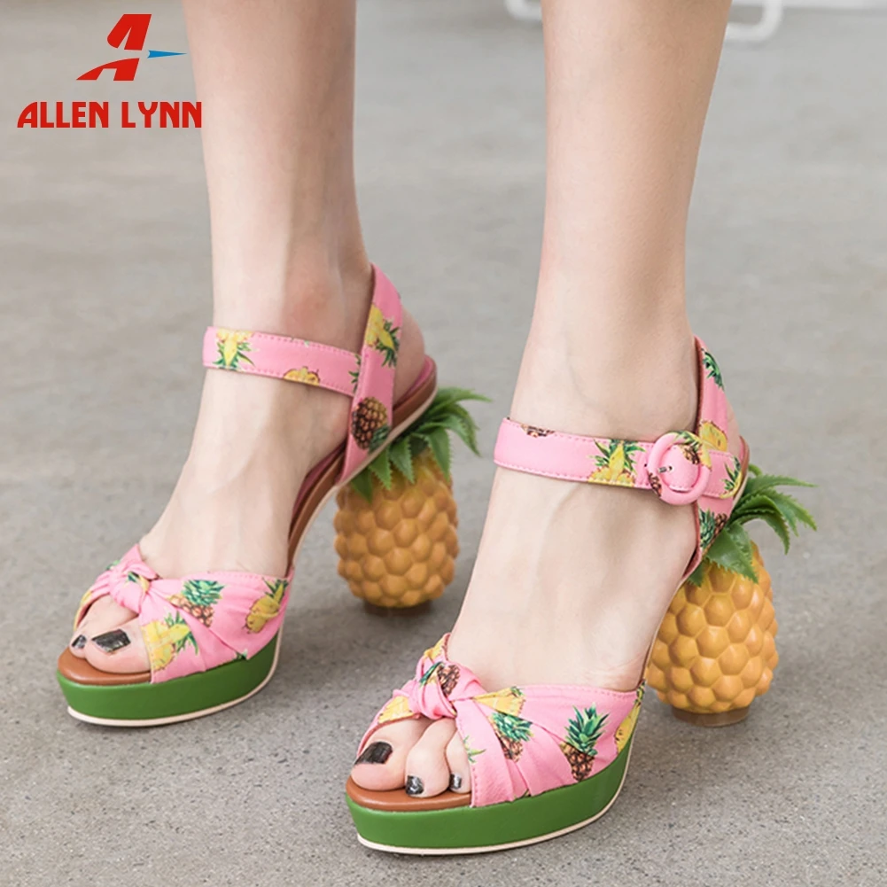 ALLENLYNN New Fashion Fruit Print Fruit Pineapple High Heels Sandals Woman Summer Platform Sandals Women Shoes Woman Size 34-40
ALLENLYNN New Fashion Fruit Print Fruit Pineapple High Heels Sandals Woman Summer Platform Sandals Women Shoes Woman Size 34-40