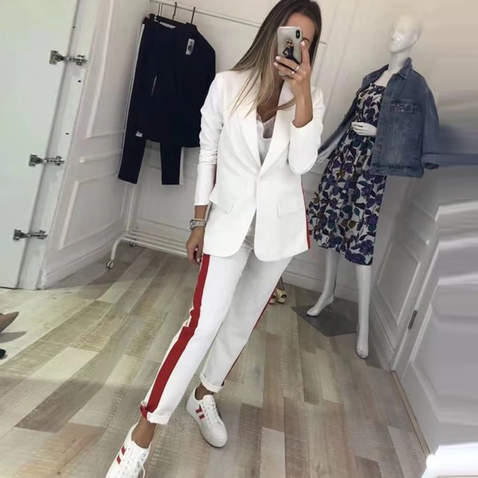 2019 Winter Black Red White Slim Two-piece Long Sleeve V-neck Blazer and Casual Pants Women's Set Celebrity Runway Party Set
2019 Winter Black Red White Slim Two-piece Long Sleeve V-neck Blazer and Casual Pants Women's Set Celebrity Runway Party Set