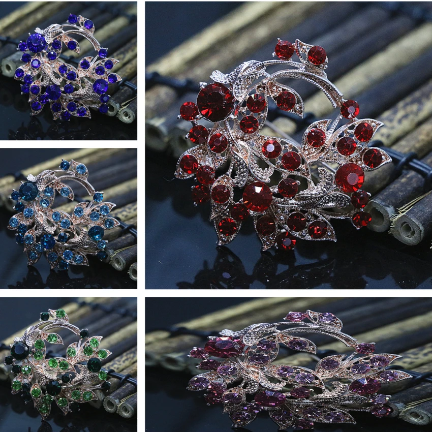 Top quality unique design rhinestone crystal peacock cute brooches for women new fashion rose gold-color accessories 46mm B1436
Top quality unique design rhinestone crystal peacock cute brooches for women new fashion rose gold-color accessories 46mm B1436