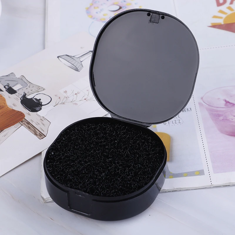 New Arrival Makeup Brush Cleaner Sponge Remover Brush Eyeshadow Sponge Tool Cleaner Quick Color Off Make Up Brushes Cleaner
New Arrival Makeup Brush Cleaner Sponge Remover Brush Eyeshadow Sponge Tool Cleaner Quick Color Off Make Up Brushes Cleaner