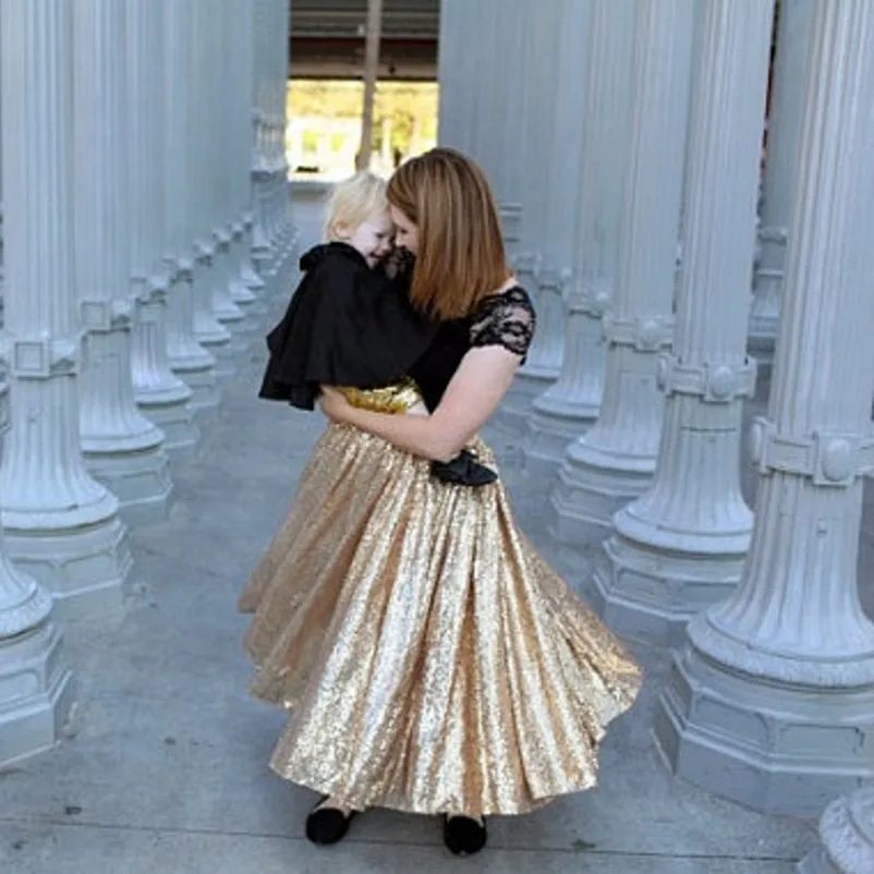 New Trendy Gold Sequin Skirt Elastic Waistline A Line Floor Length Long Maxi Skirt High Quality Shiny Skirts Women
New Trendy Gold Sequin Skirt Elastic Waistline A Line Floor Length Long Maxi Skirt High Quality Shiny Skirts Women
