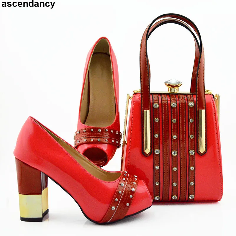 Latest Design African Women Party Shoes and Bag Set Decorated with Rhinestone Women Shoes and Bag Set In Italy Pumps Women Shoe
Latest Design African Women Party Shoes and Bag Set Decorated with Rhinestone Women Shoes and Bag Set In Italy Pumps Women Shoe
