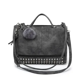 2017 Hot Sale Vintage Mat PU Leather Female Top-handle Bags Rivet Larger Women Bags Shoulder Bag Motorcycle Messenger Bag
2017 Hot Sale Vintage Mat PU Leather Female Top-handle Bags Rivet Larger Women Bags Shoulder Bag Motorcycle Messenger Bag