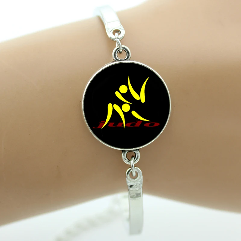 New 2017 vintage I Love Judo bracelet fashion judo black belt charms karate sports lovers men women bracelets jewlery SP575
New 2017 vintage I Love Judo bracelet fashion judo black belt charms karate sports lovers men women bracelets jewlery SP575