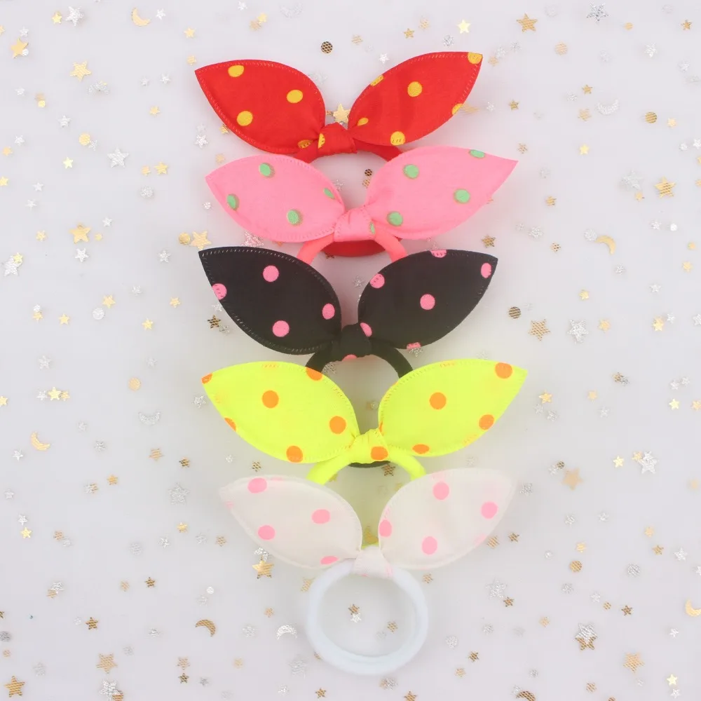 2019 NEW fine Cloth material Solid dot pattern Rabbit ears Head rope girls Elastic Hair Bands hair accessories for women 1pcs
2019 NEW fine Cloth material Solid dot pattern Rabbit ears Head rope girls Elastic Hair Bands hair accessories for women 1pcs